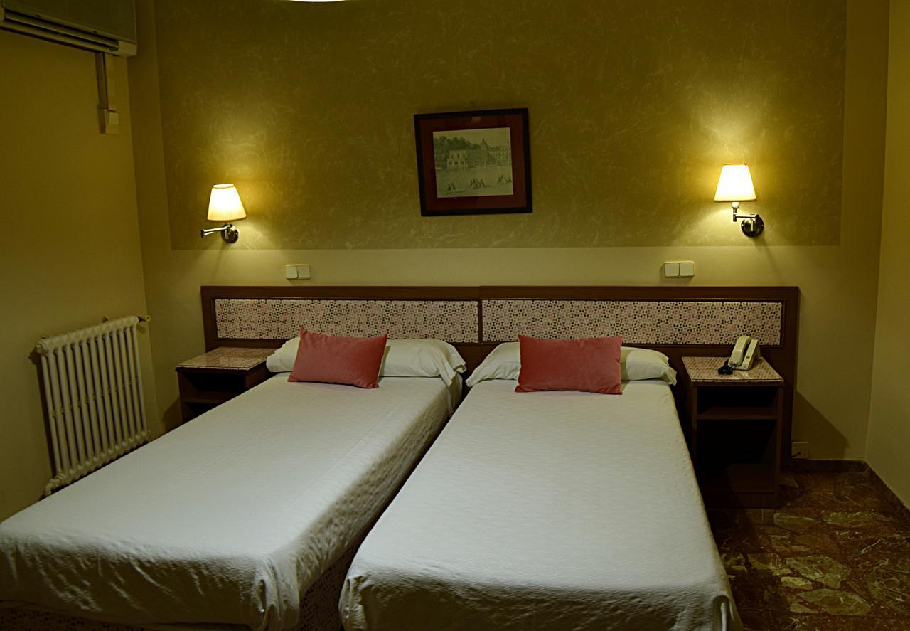 Hotel Mercedes Aranjuez Luaran gambar